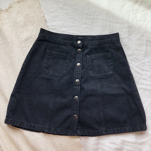 Urban Outfitters Black Denim Skirt - Picture 1 of 4